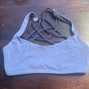 Women's Strappy Back Sports Bra - lavender
